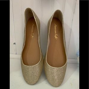 Never worn gold flats